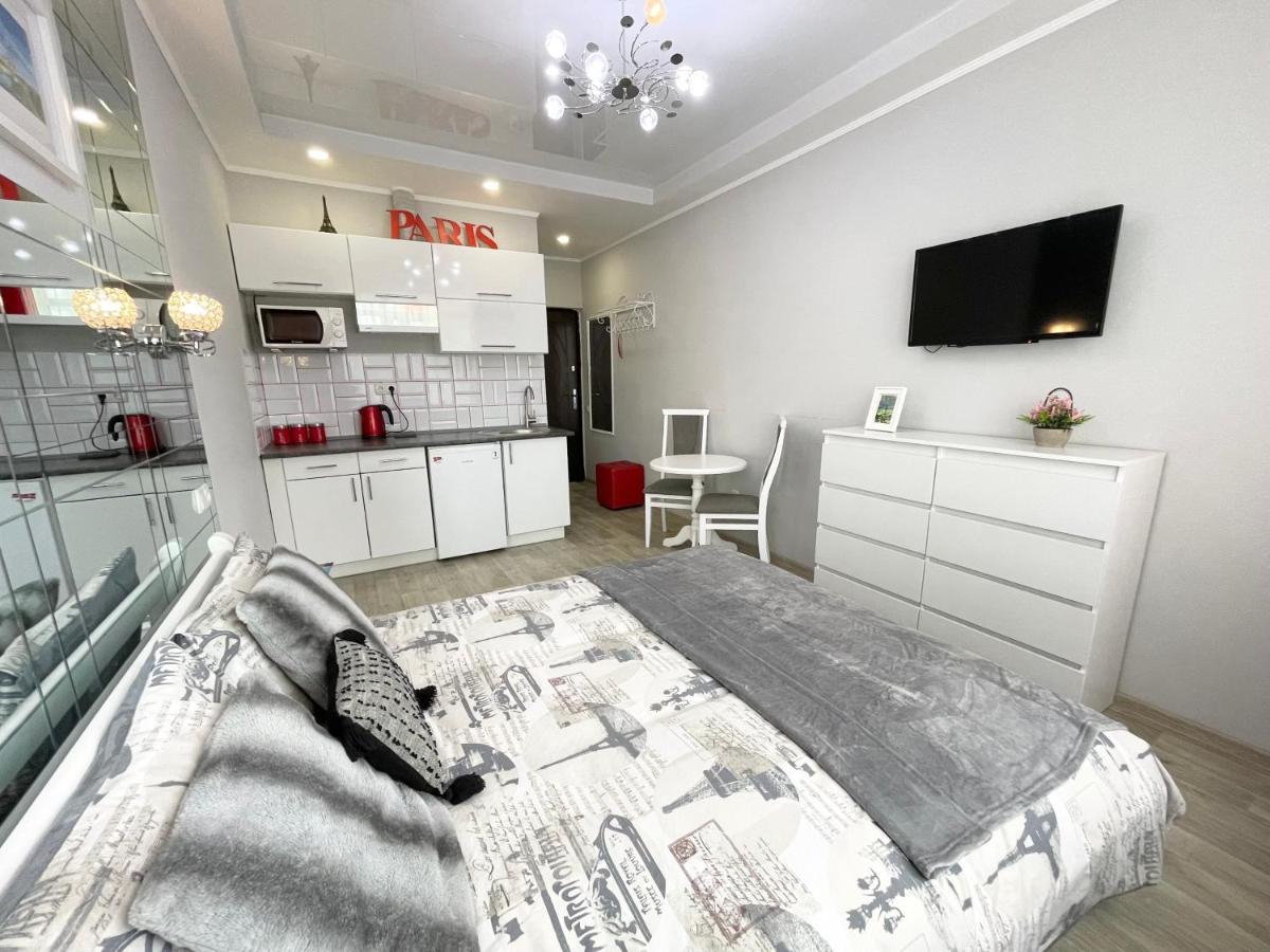 Apartment Studio Paris 51 Irpin Exteriör bild